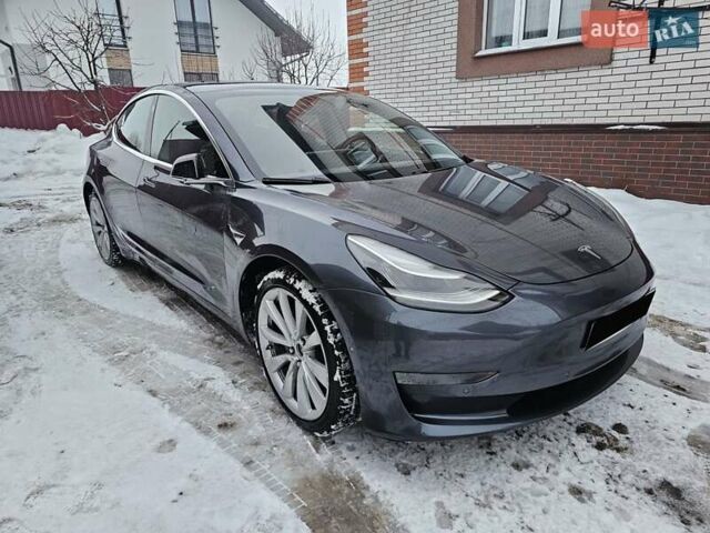 Серый Тесла Модель 3, объемом двигателя 0 л и пробегом 108 тыс. км за 18000 $, фото 3 на Automoto.ua