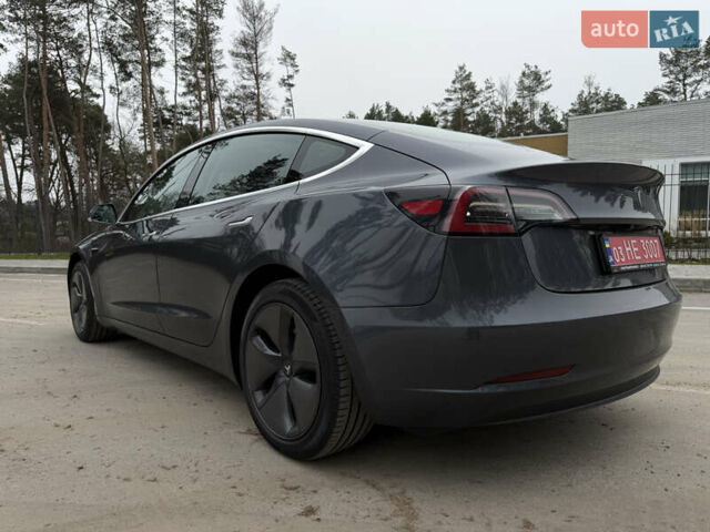 Серый Тесла Модель 3, объемом двигателя 0 л и пробегом 135 тыс. км за 16999 $, фото 26 на Automoto.ua