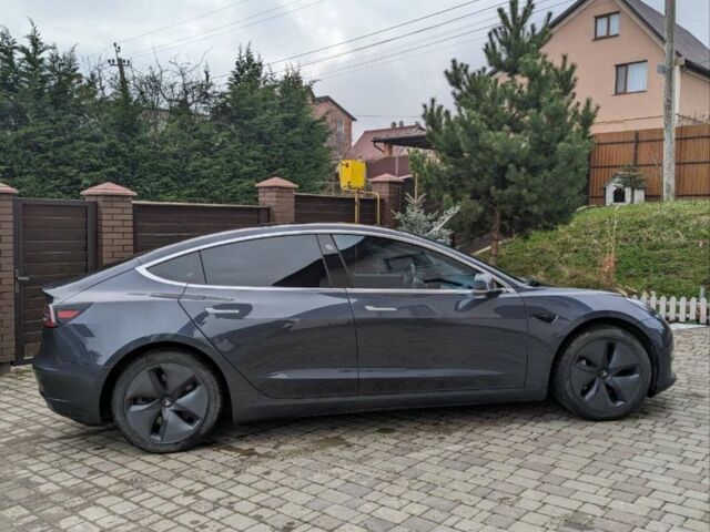 Серый Тесла Модель 3, объемом двигателя 0 л и пробегом 68 тыс. км за 23500 $, фото 8 на Automoto.ua