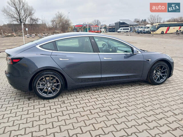 Серый Тесла Модель 3, объемом двигателя 0 л и пробегом 102 тыс. км за 16300 $, фото 7 на Automoto.ua