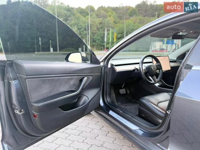 Серый Тесла Модель 3, объемом двигателя 0 л и пробегом 86 тыс. км за 14900 $, фото 24 на Automoto.ua