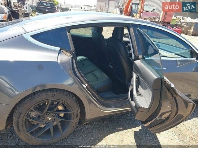 Сірий Тесла Модель 3, об'ємом двигуна 0 л та пробігом 74 тис. км за 5900 $, фото 5 на Automoto.ua
