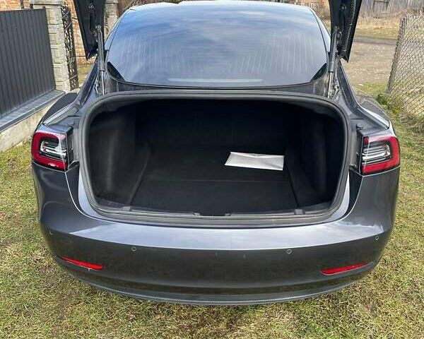 Сірий Тесла Модель 3, об'ємом двигуна 0 л та пробігом 99 тис. км за 18900 $, фото 5 на Automoto.ua