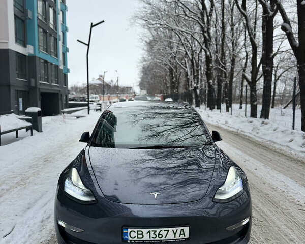 Серый Тесла Модель 3, объемом двигателя 0 л и пробегом 117 тыс. км за 20000 $, фото 1 на Automoto.ua