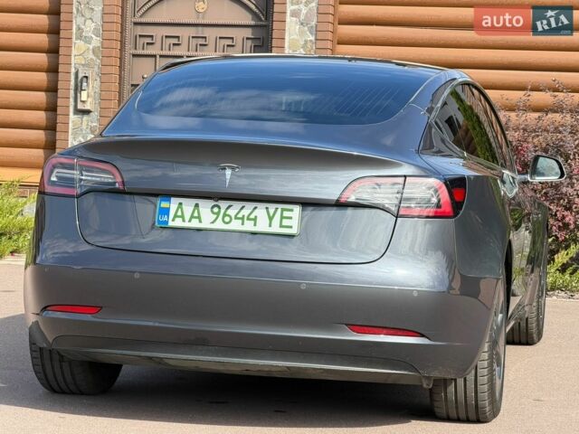 Сірий Тесла Модель 3, об'ємом двигуна 0 л та пробігом 77 тис. км за 16800 $, фото 27 на Automoto.ua