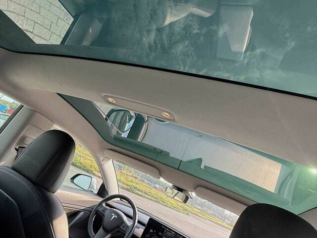 Сірий Тесла Модель 3, об'ємом двигуна 0 л та пробігом 38 тис. км за 12750 $, фото 15 на Automoto.ua