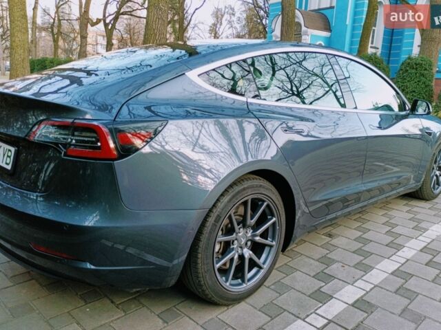 Сірий Тесла Модель 3, об'ємом двигуна 0 л та пробігом 98 тис. км за 23000 $, фото 3 на Automoto.ua