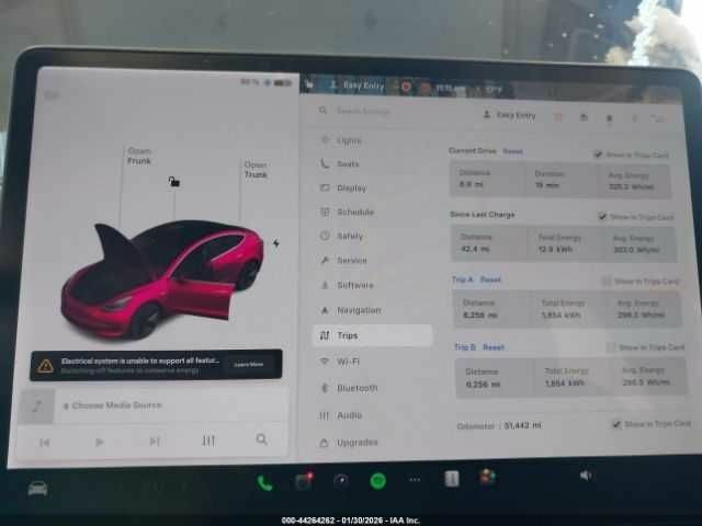 Серый Тесла Модель 3, объемом двигателя 0 л и пробегом 82 тыс. км за 3500 $, фото 17 на Automoto.ua