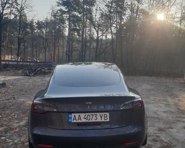 Серый Тесла Модель 3, объемом двигателя 0 л и пробегом 70 тыс. км за 18500 $, фото 7 на Automoto.ua