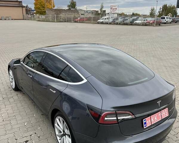 Серый Тесла Модель 3, объемом двигателя 0 л и пробегом 102 тыс. км за 16900 $, фото 12 на Automoto.ua