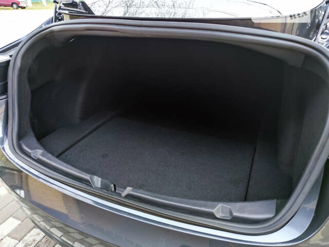 Серый Тесла Модель 3, объемом двигателя 0 л и пробегом 75 тыс. км за 22500 $, фото 23 на Automoto.ua