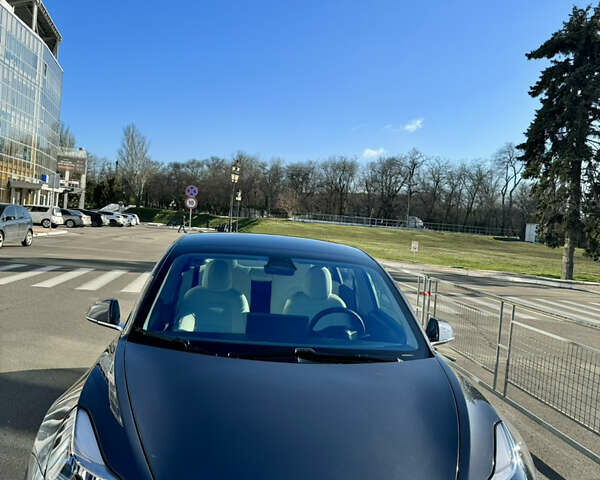 Серый Тесла Модель 3, объемом двигателя 0 л и пробегом 112 тыс. км за 23500 $, фото 50 на Automoto.ua