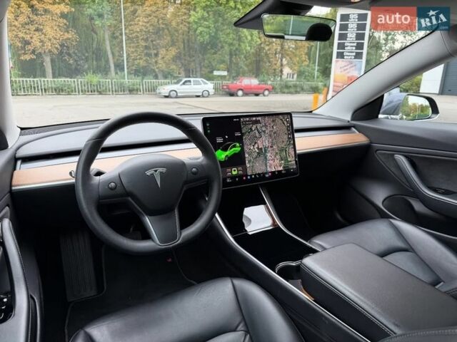 Сірий Тесла Модель 3, об'ємом двигуна 0 л та пробігом 123 тис. км за 16999 $, фото 8 на Automoto.ua