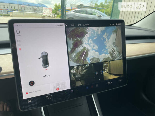 Серый Тесла Модель 3, объемом двигателя 0 л и пробегом 160 тыс. км за 18500 $, фото 16 на Automoto.ua