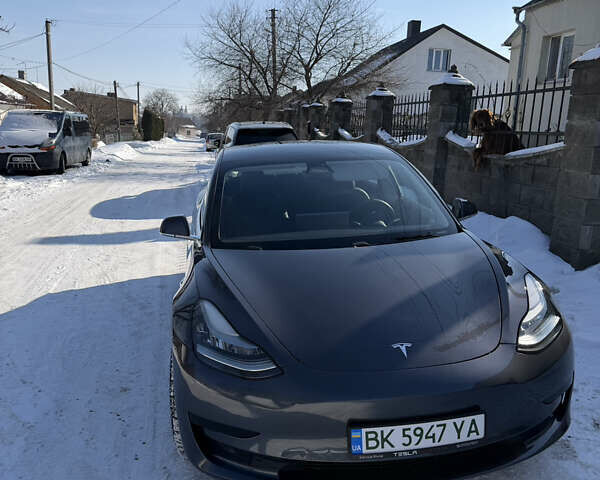 Сірий Тесла Модель 3, об'ємом двигуна 0 л та пробігом 134 тис. км за 16700 $, фото 4 на Automoto.ua