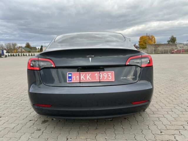 Серый Тесла Модель 3, объемом двигателя 0 л и пробегом 102 тыс. км за 16900 $, фото 12 на Automoto.ua