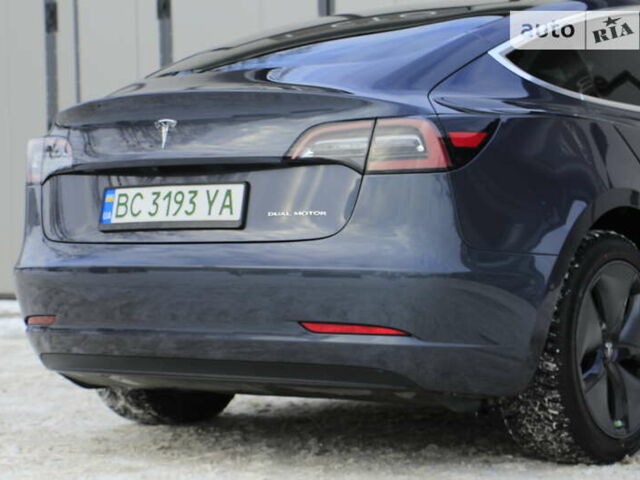 Сірий Тесла Модель 3, об'ємом двигуна 0 л та пробігом 88 тис. км за 25000 $, фото 48 на Automoto.ua