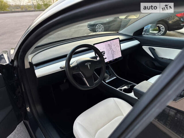 Сірий Тесла Модель 3, об'ємом двигуна 0 л та пробігом 106 тис. км за 21000 $, фото 3 на Automoto.ua