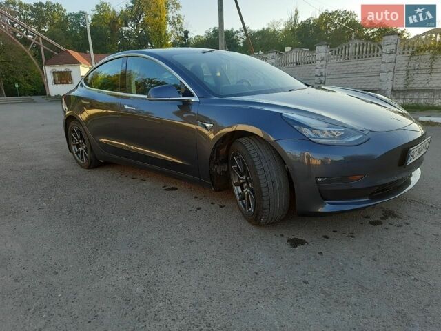 Сірий Тесла Модель 3, об'ємом двигуна 0 л та пробігом 117 тис. км за 14500 $, фото 9 на Automoto.ua