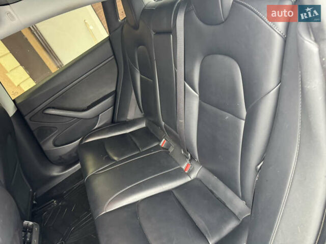 Сірий Тесла Модель 3, об'ємом двигуна 0 л та пробігом 187 тис. км за 17000 $, фото 10 на Automoto.ua