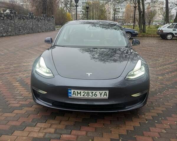 Серый Тесла Модель 3, объемом двигателя 0 л и пробегом 117 тыс. км за 18950 $, фото 7 на Automoto.ua