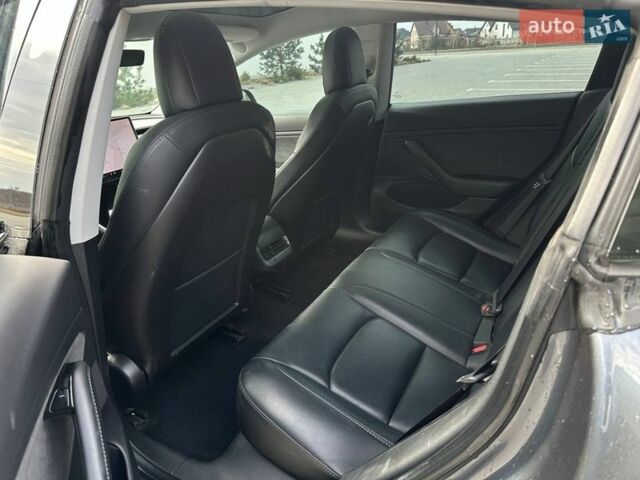 Серый Тесла Модель 3, объемом двигателя 0 л и пробегом 194 тыс. км за 13400 $, фото 11 на Automoto.ua