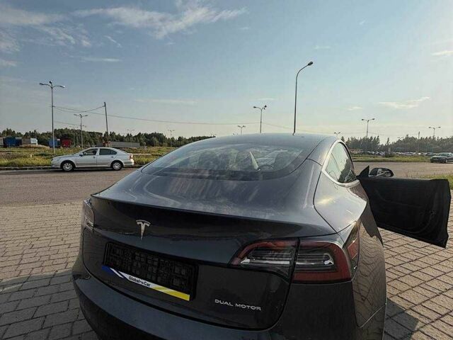 Сірий Тесла Модель 3, об'ємом двигуна 0 л та пробігом 38 тис. км за 12750 $, фото 6 на Automoto.ua