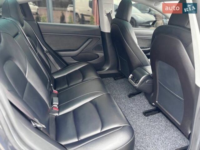 Серый Тесла Модель 3, объемом двигателя 0 л и пробегом 151 тыс. км за 15299 $, фото 27 на Automoto.ua