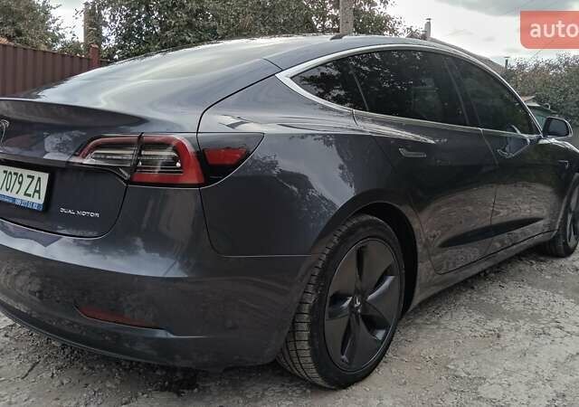 Сірий Тесла Модель 3, об'ємом двигуна 0 л та пробігом 165 тис. км за 18100 $, фото 4 на Automoto.ua