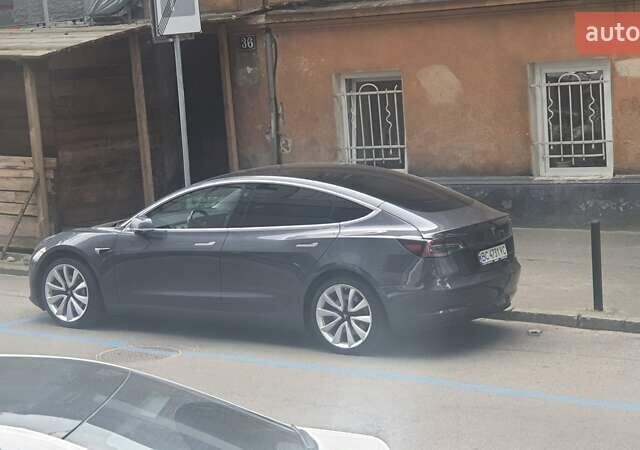 Сірий Тесла Модель 3, об'ємом двигуна 0 л та пробігом 108 тис. км за 18800 $, фото 19 на Automoto.ua