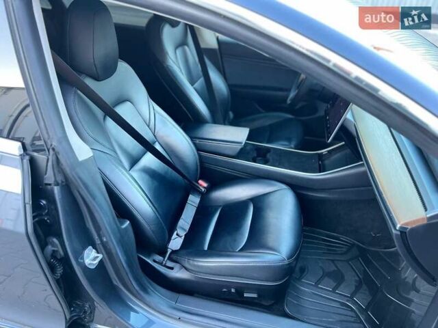 Сірий Тесла Модель 3, об'ємом двигуна 0 л та пробігом 138 тис. км за 15800 $, фото 26 на Automoto.ua