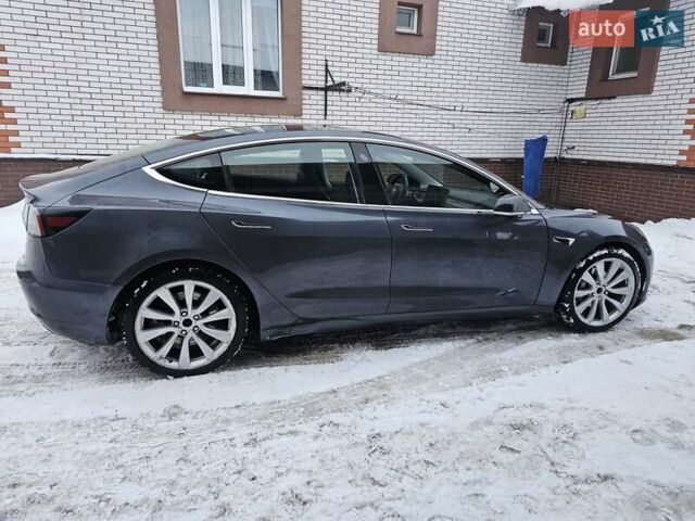 Серый Тесла Модель 3, объемом двигателя 0 л и пробегом 108 тыс. км за 18000 $, фото 4 на Automoto.ua