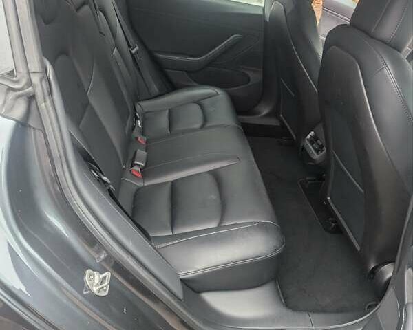 Серый Тесла Модель 3, объемом двигателя 0 л и пробегом 117 тыс. км за 18950 $, фото 15 на Automoto.ua