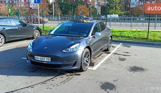 Сірий Тесла Модель 3, об'ємом двигуна 0 л та пробігом 155 тис. км за 19900 $, фото 3 на Automoto.ua