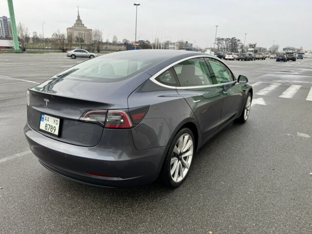 Серый Тесла Модель 3, объемом двигателя 0 л и пробегом 98 тыс. км за 15800 $, фото 1 на Automoto.ua