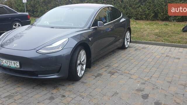 Сірий Тесла Модель 3, об'ємом двигуна 0 л та пробігом 108 тис. км за 18800 $, фото 3 на Automoto.ua