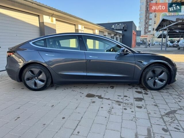 Сірий Тесла Модель 3, об'ємом двигуна 0 л та пробігом 212 тис. км за 16400 $, фото 2 на Automoto.ua