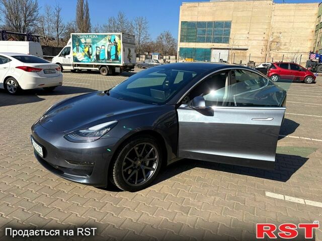 Сірий Тесла Модель 3, об'ємом двигуна 0.26 л та пробігом 56 тис. км за 16700 $, фото 2 на Automoto.ua