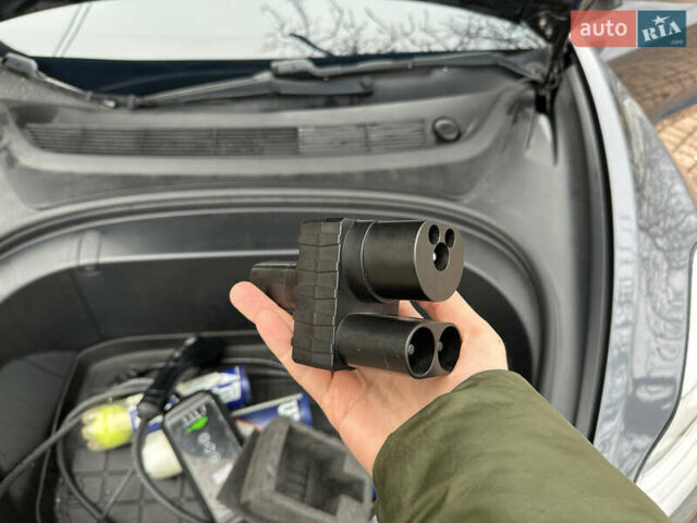 Сірий Тесла Модель 3, об'ємом двигуна 0 л та пробігом 150 тис. км за 16099 $, фото 21 на Automoto.ua