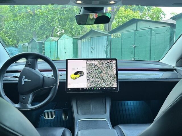 Сірий Тесла Модель 3, об'ємом двигуна 0 л та пробігом 112 тис. км за 17600 $, фото 3 на Automoto.ua