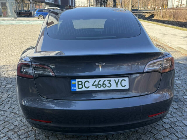 Сірий Тесла Модель 3, об'ємом двигуна 0 л та пробігом 80 тис. км за 16000 $, фото 7 на Automoto.ua