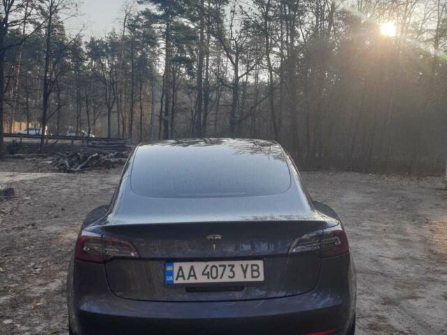 Серый Тесла Модель 3, объемом двигателя 0 л и пробегом 70 тыс. км за 18500 $, фото 6 на Automoto.ua