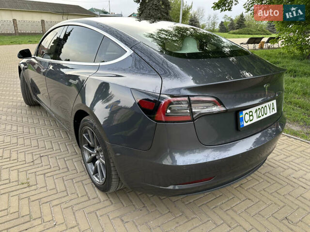 Серый Тесла Модель 3, объемом двигателя 0 л и пробегом 69 тыс. км за 20300 $, фото 31 на Automoto.ua