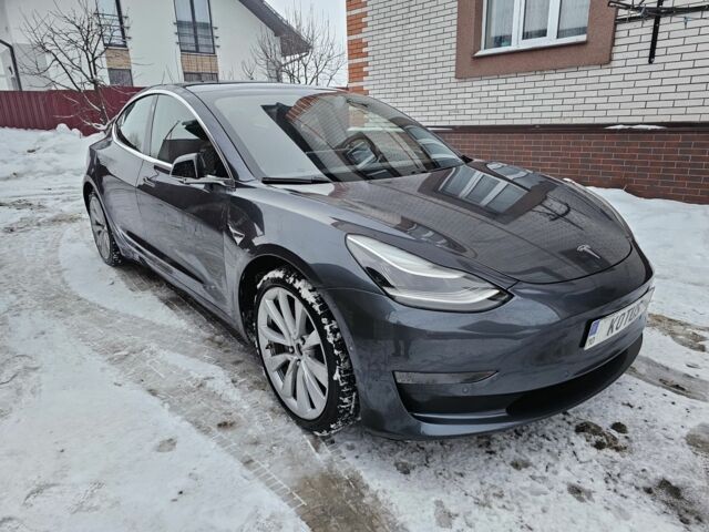 Серый Тесла Модель 3, объемом двигателя 0 л и пробегом 108 тыс. км за 15000 $, фото 3 на Automoto.ua