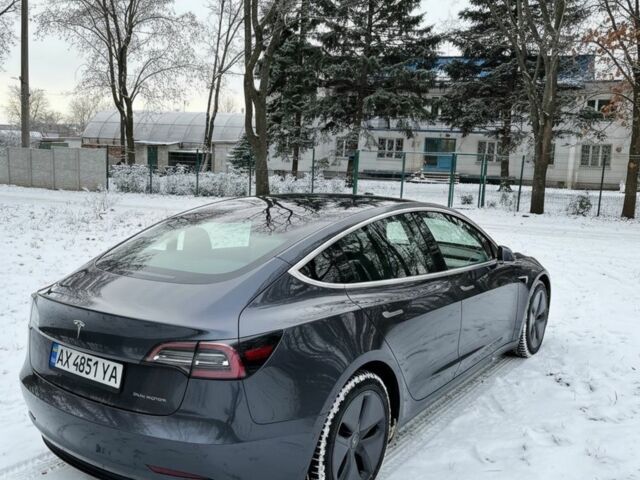 Серый Тесла Модель 3, объемом двигателя 0 л и пробегом 50 тыс. км за 20199 $, фото 5 на Automoto.ua
