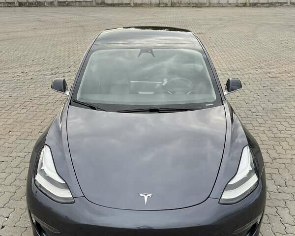 Серый Тесла Модель 3, объемом двигателя 0 л и пробегом 102 тыс. км за 16900 $, фото 11 на Automoto.ua