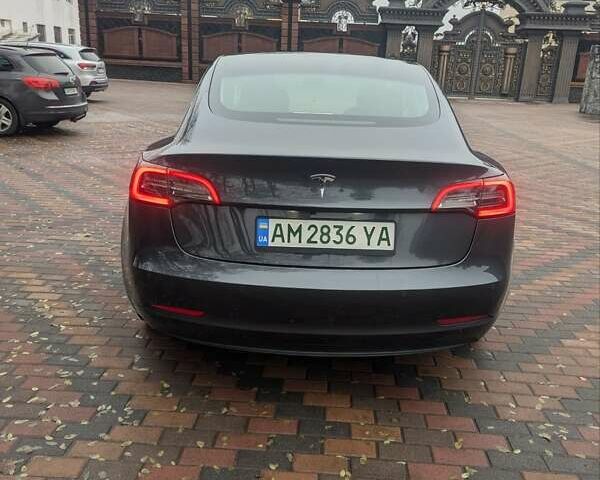 Серый Тесла Модель 3, объемом двигателя 0 л и пробегом 117 тыс. км за 18950 $, фото 3 на Automoto.ua