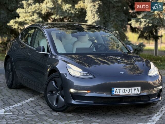 Сірий Тесла Модель 3, об'ємом двигуна 0 л та пробігом 87 тис. км за 19300 $, фото 7 на Automoto.ua