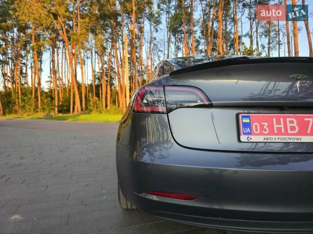 Тесла Модель 3 2019 у Житомирі на Automoto.ua Сірий Тесла Модель 3, об'ємом двигуна 0 л та пробігом 169 тис. км за 17900 $, фото 20 на Automoto.ua