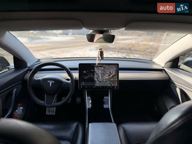 Сірий Тесла Модель 3, об'ємом двигуна 0 л та пробігом 171 тис. км за 17700 $, фото 7 на Automoto.ua